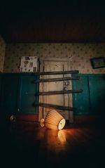 Watch Shut In Primewire